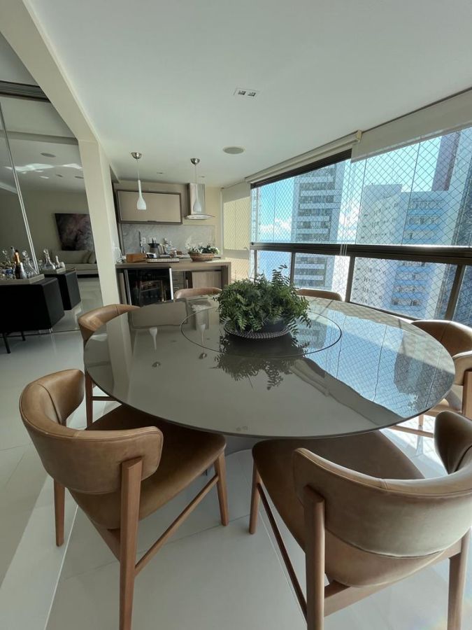 Apartamento Alto Padro - Venda - Vitria - Salvador - BA